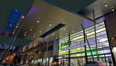 taxi en estacion de tren AVE de malaga