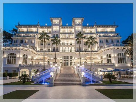 Malaga hotel taxi with taxienmalaga.com, also from  Airport Taxi in Málaga