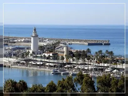 visita Málaga en taxi  con taxienmalaga.com